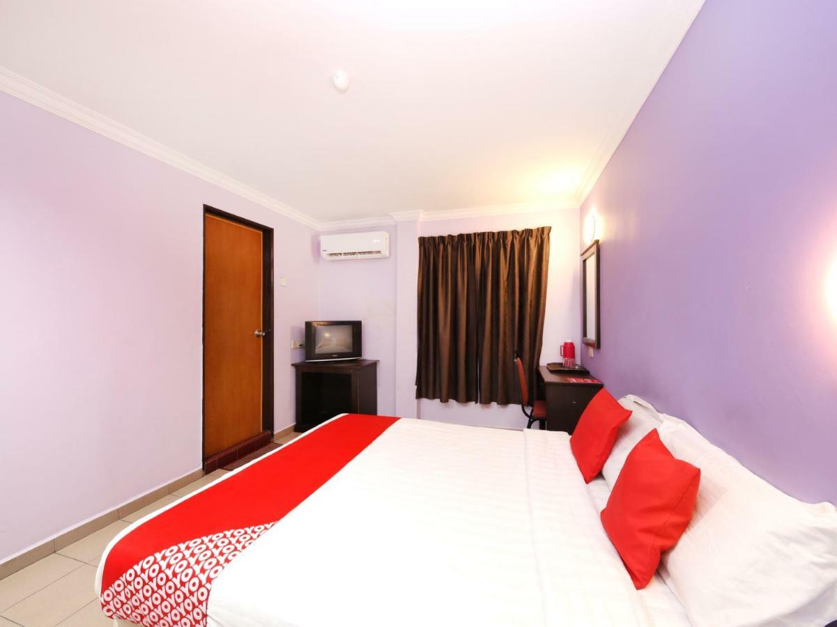 Super Oyo 473 Comfort Hotel 2 Klang Exterior photo